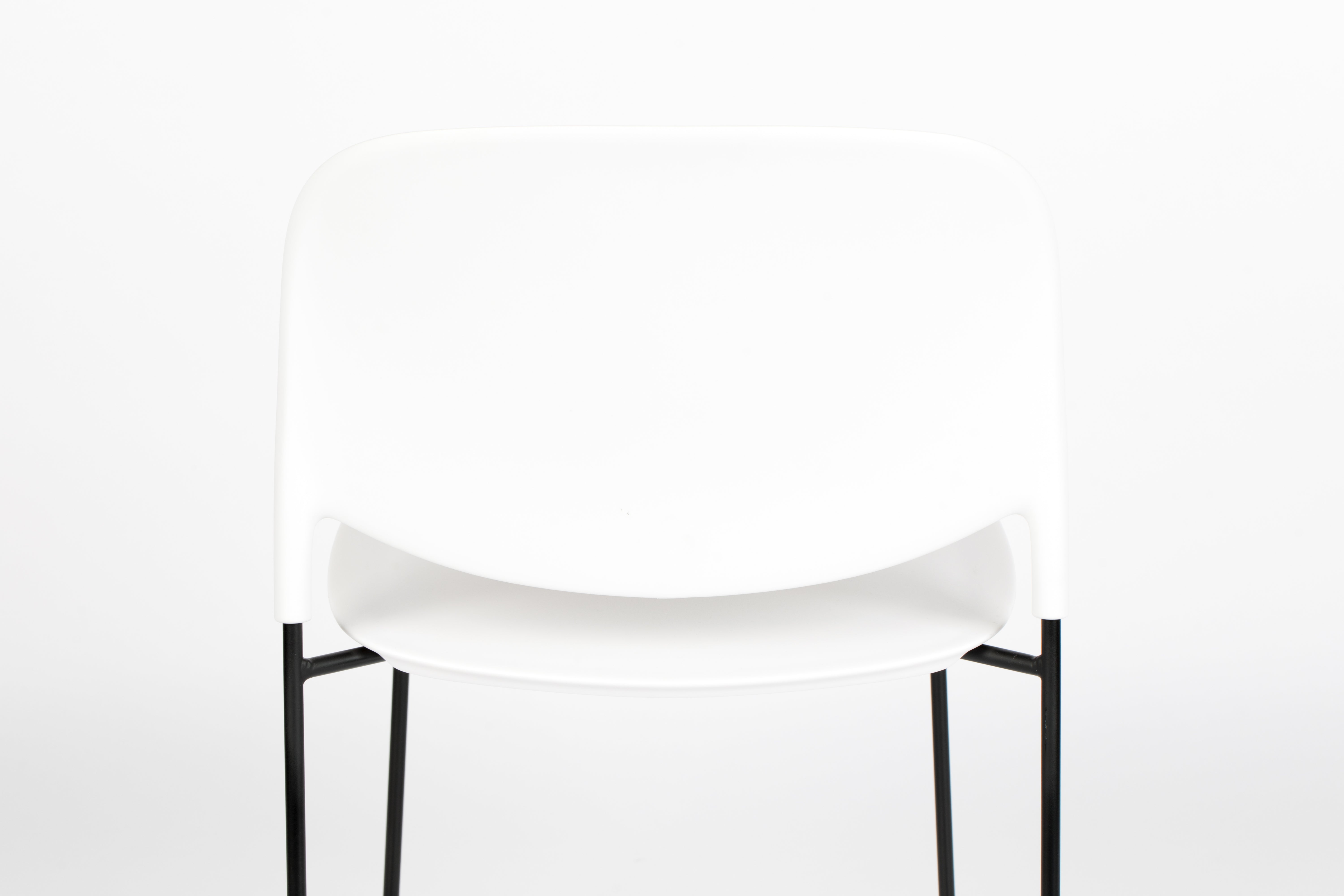 Sivhølm Stoel Stacks – Strak, stapelbaar & stijlvol